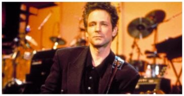 lindsey buckingham attacked