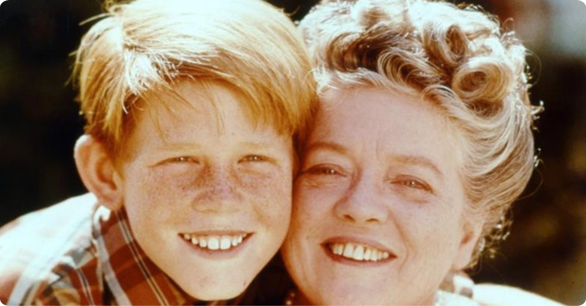 Frances Bavier as Aunt Bee with Andy Griffith on The Andy Griffith Show