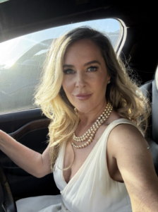 ‘Bewitched’ Star Erin Murphy Smolders In Glamorous New Photo At 62