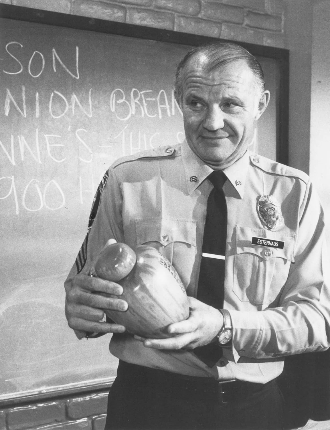 Michael Conrad "Hill Street Blues" (1981 NBC press photo)